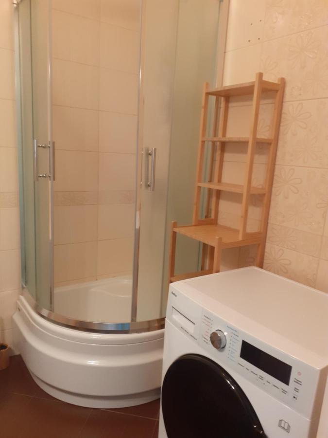 Sloneczny Apartament Z Malym Ogrodkiem Neustadt in Westpreußen Exterior foto